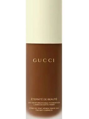 Gucci Foundation 24 Hr Wear Luminous Matte Finish- shade 480N